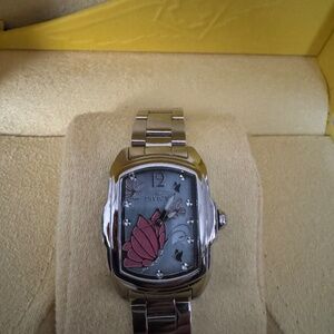 Women’s invicta watch